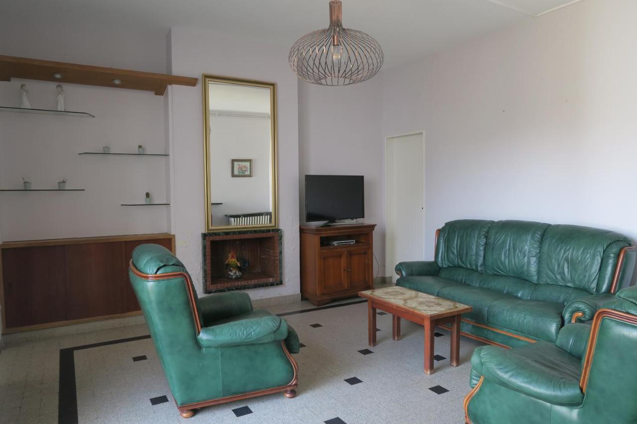 Chez Carmen Villa Алби Екстериор снимка